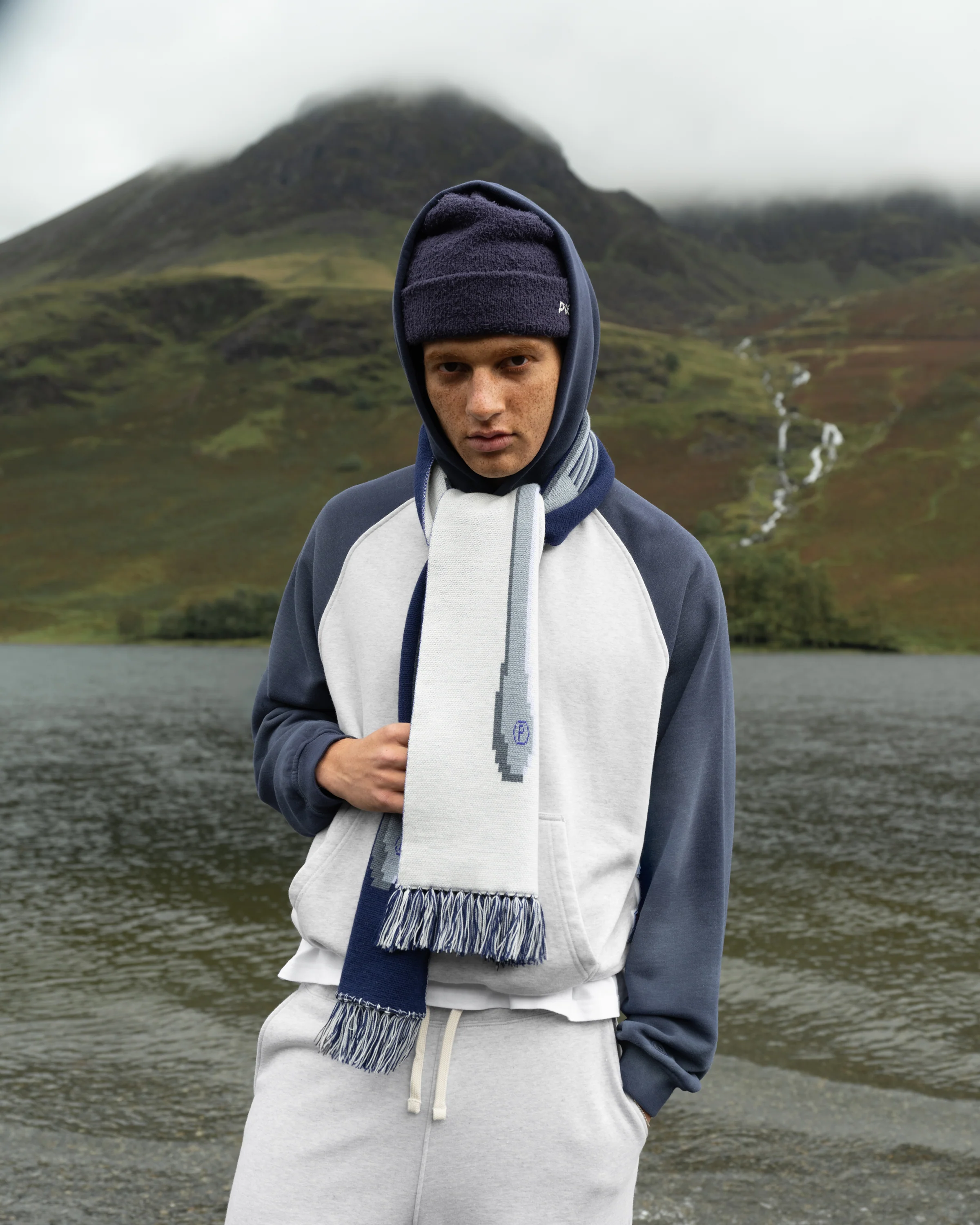 Raglan Athl. Hoodie - Image 7